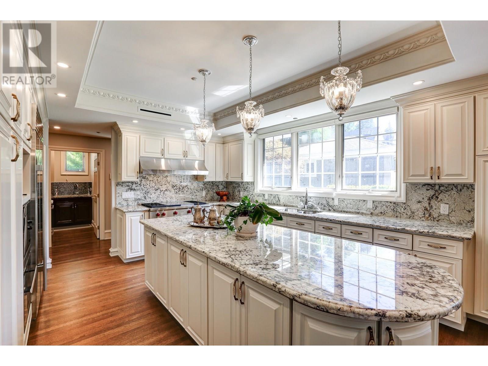 Property at 4538 ANGUS DRIVE image 3