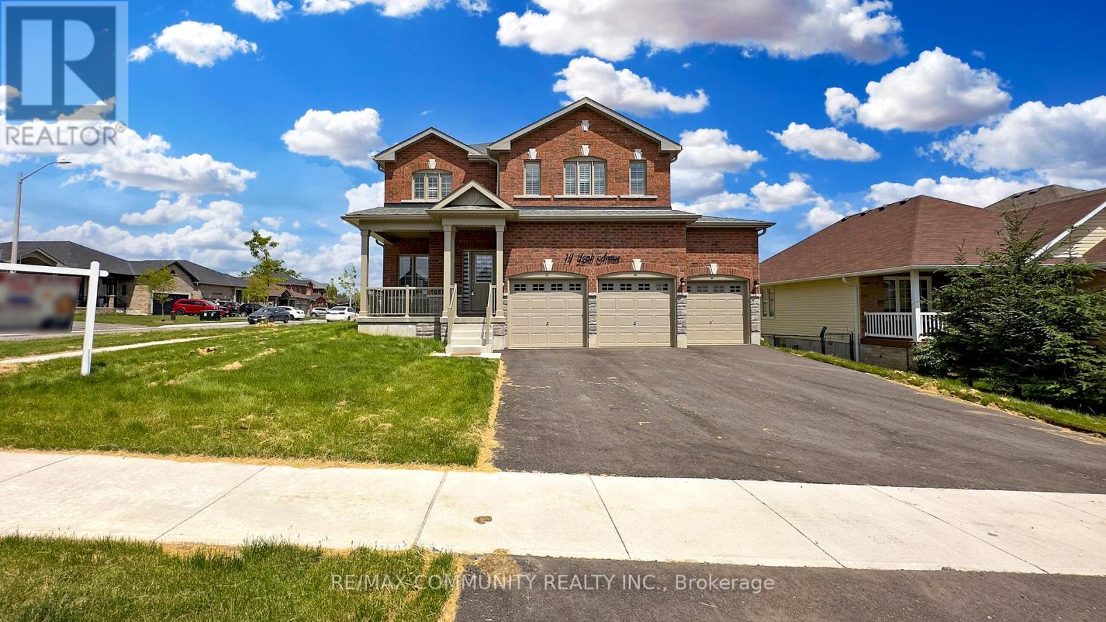14 Lamb Avenue, Kawartha Lakes, Ontario  K9V 0J3 - Photo 1 - X12248789