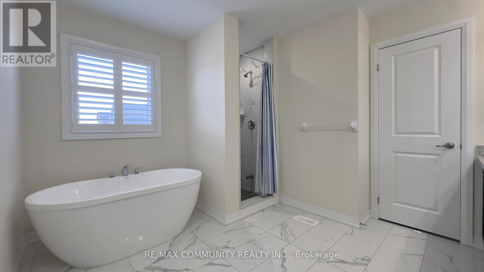14 Lamb Avenue, Kawartha Lakes, Ontario  K9V 0J3 - Photo 20 - X12248789