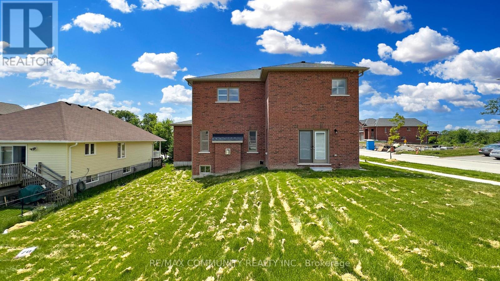 14 Lamb Avenue, Kawartha Lakes, Ontario  K9V 0J3 - Photo 37 - X12248789