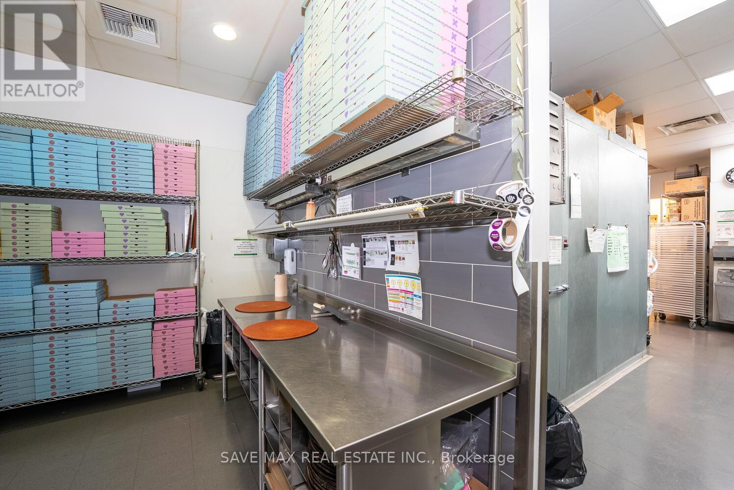 Unit 9 - 668 Erb Street W, Waterloo, Ontario  N2T 2Z7 - Photo 17 - X12248794