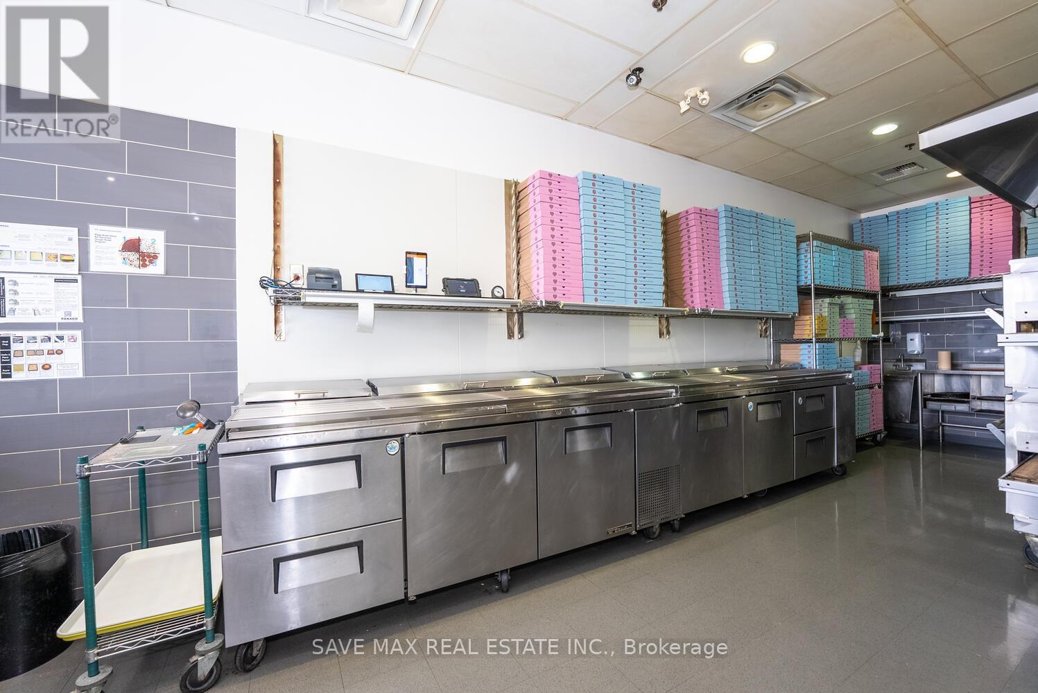 Unit 9 - 668 Erb Street W, Waterloo, Ontario  N2T 2Z7 - Photo 20 - X12248794