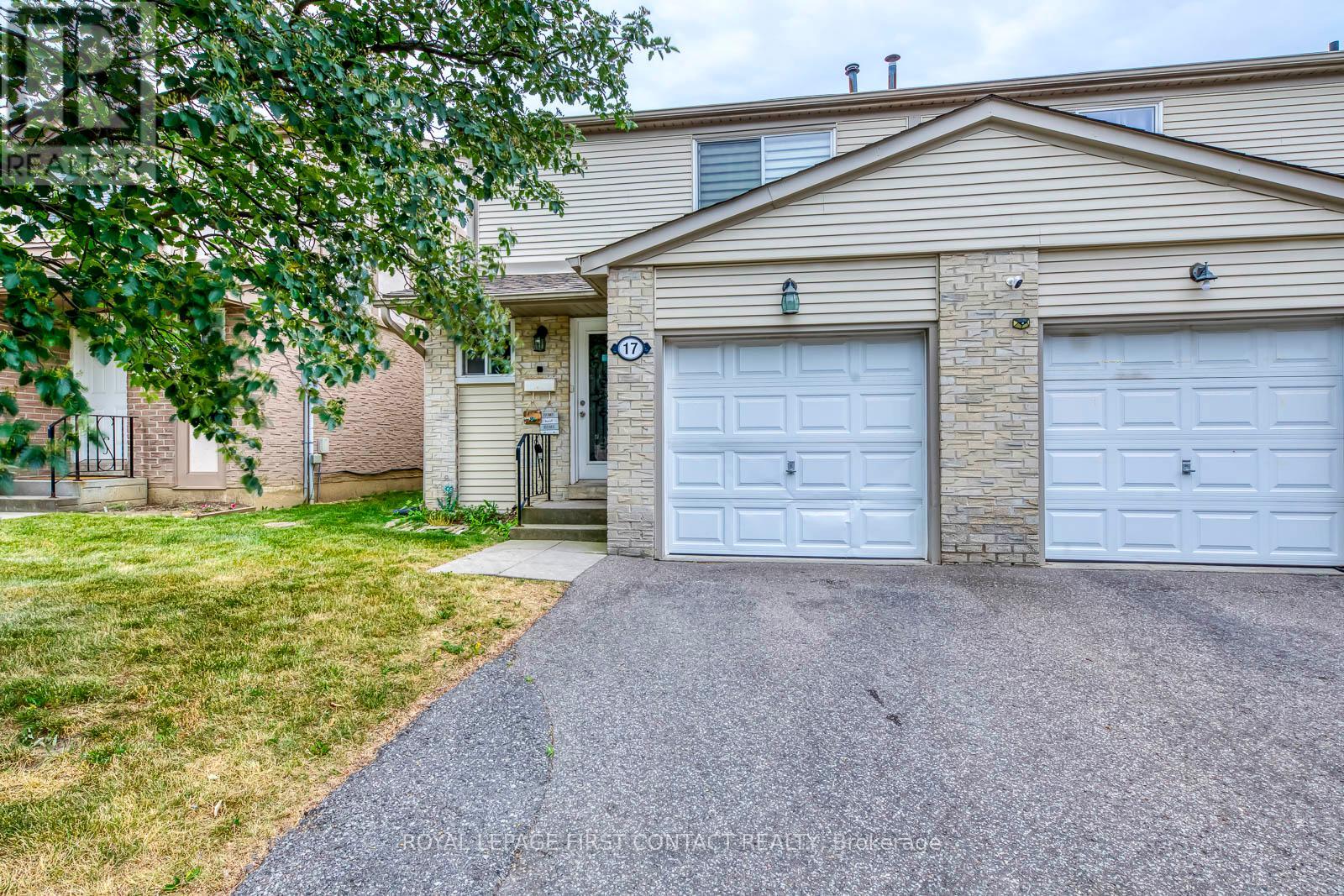 17 New Port Way, Markham, Ontario  L3T 5G3 - Photo 2 - N12248848