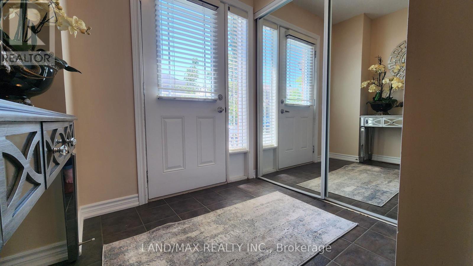 43 - 227 Harvie Road, Barrie, Ontario  L4N 9P8 - Photo 5 - S12248820
