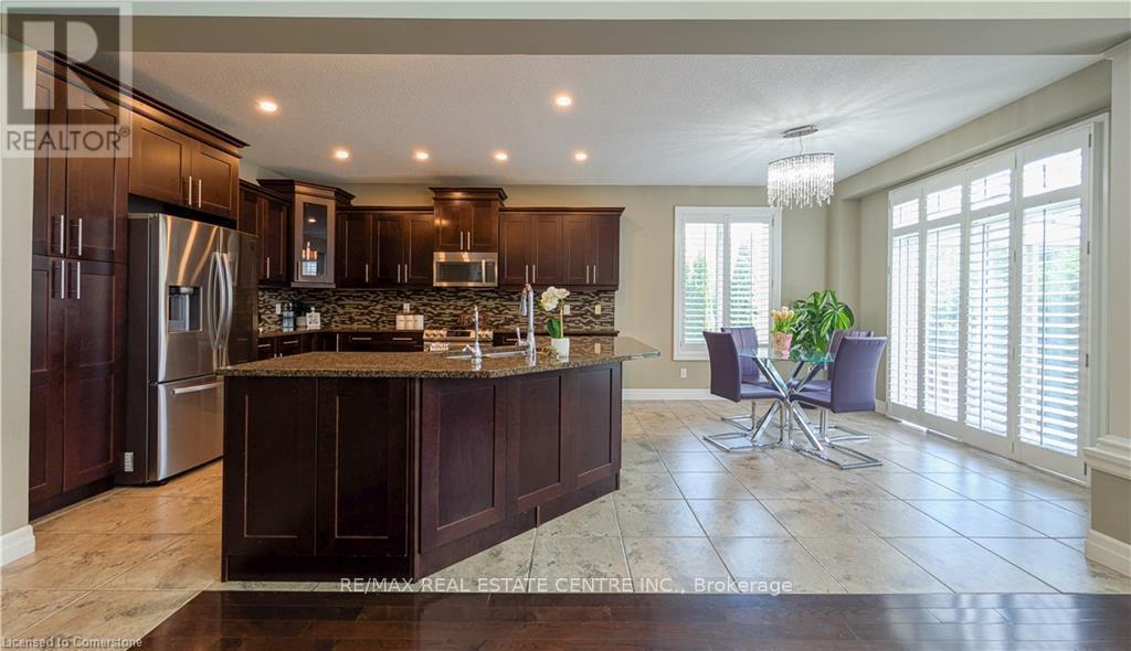 76 Blossomfield Crescent, Cambridge, Ontario  N1S 0A5 - Photo 11 - X12248849