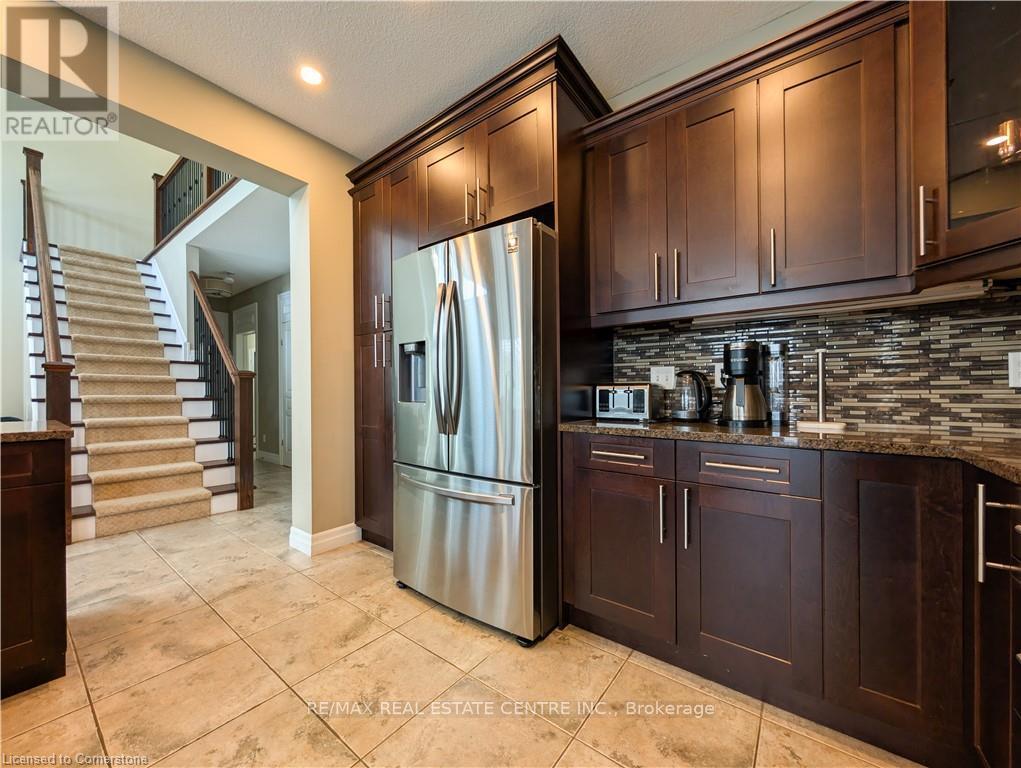 76 Blossomfield Crescent, Cambridge, Ontario  N1S 0A5 - Photo 17 - X12248849