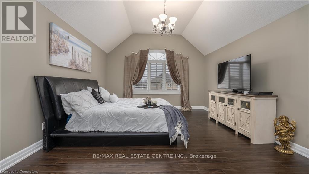 76 Blossomfield Crescent, Cambridge, Ontario  N1S 0A5 - Photo 28 - X12248849