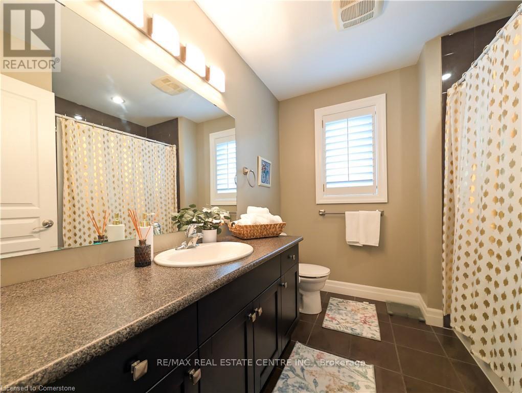 76 Blossomfield Crescent, Cambridge, Ontario  N1S 0A5 - Photo 29 - X12248849