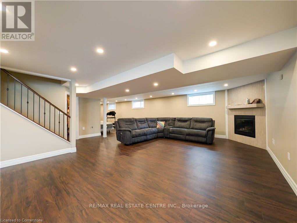 76 Blossomfield Crescent, Cambridge, Ontario  N1S 0A5 - Photo 30 - X12248849
