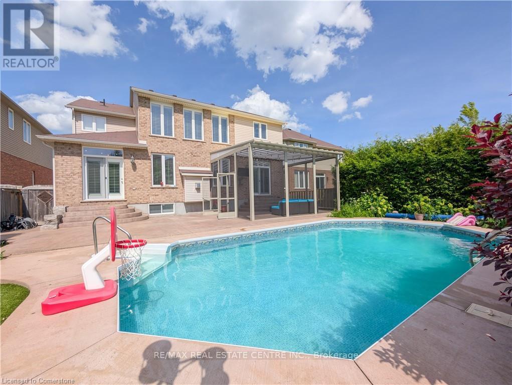 76 Blossomfield Crescent, Cambridge, Ontario  N1S 0A5 - Photo 6 - X12248849