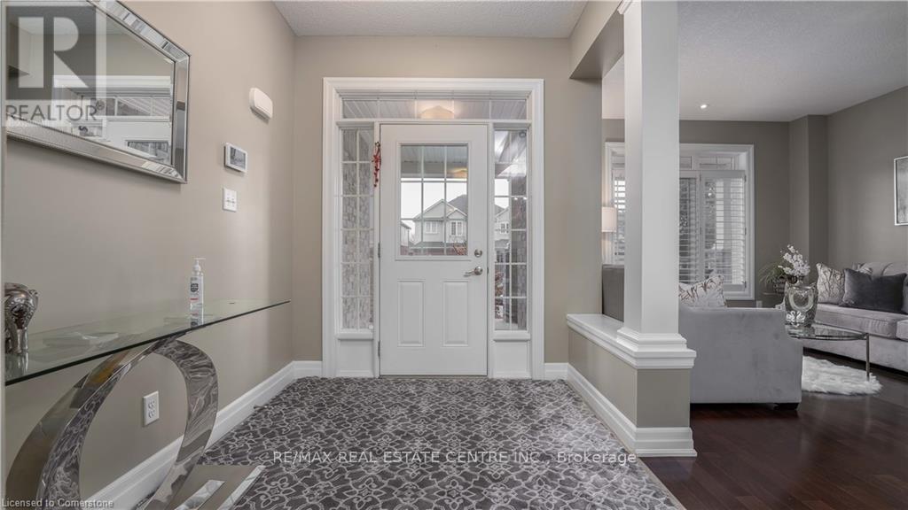 76 Blossomfield Crescent, Cambridge, Ontario  N1S 0A5 - Photo 8 - X12248849