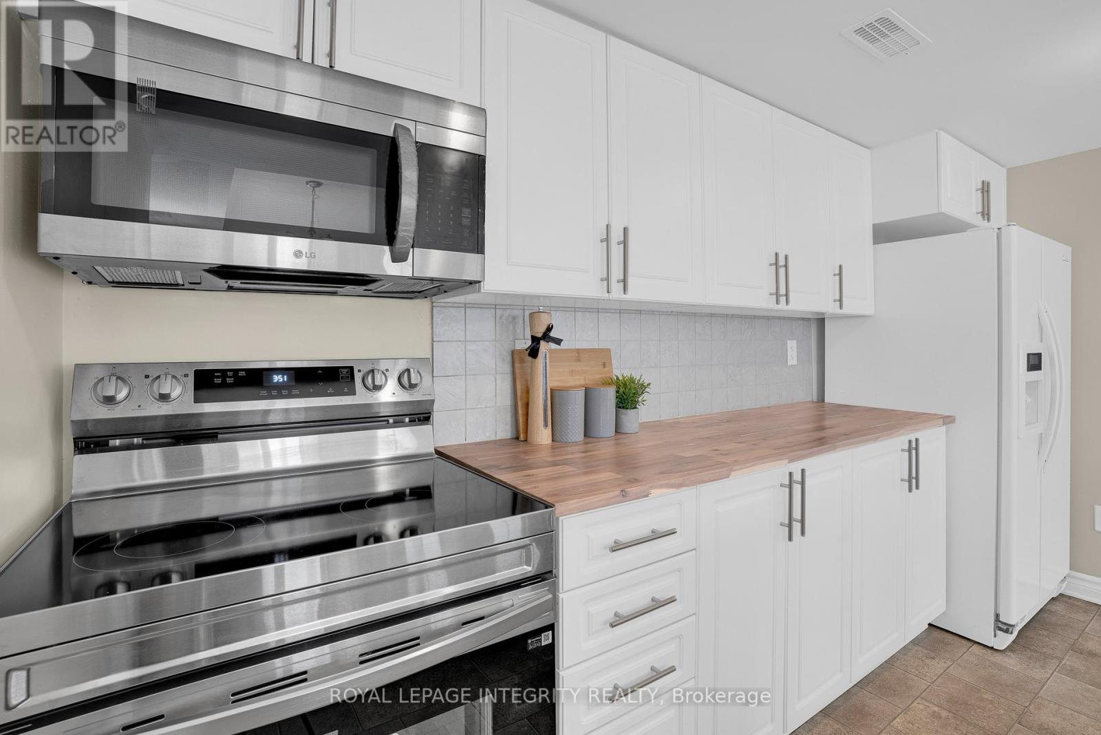D - 780 Chapman Mills Drive, Ottawa, Ontario  K2J 0V4 - Photo 7 - X12248874