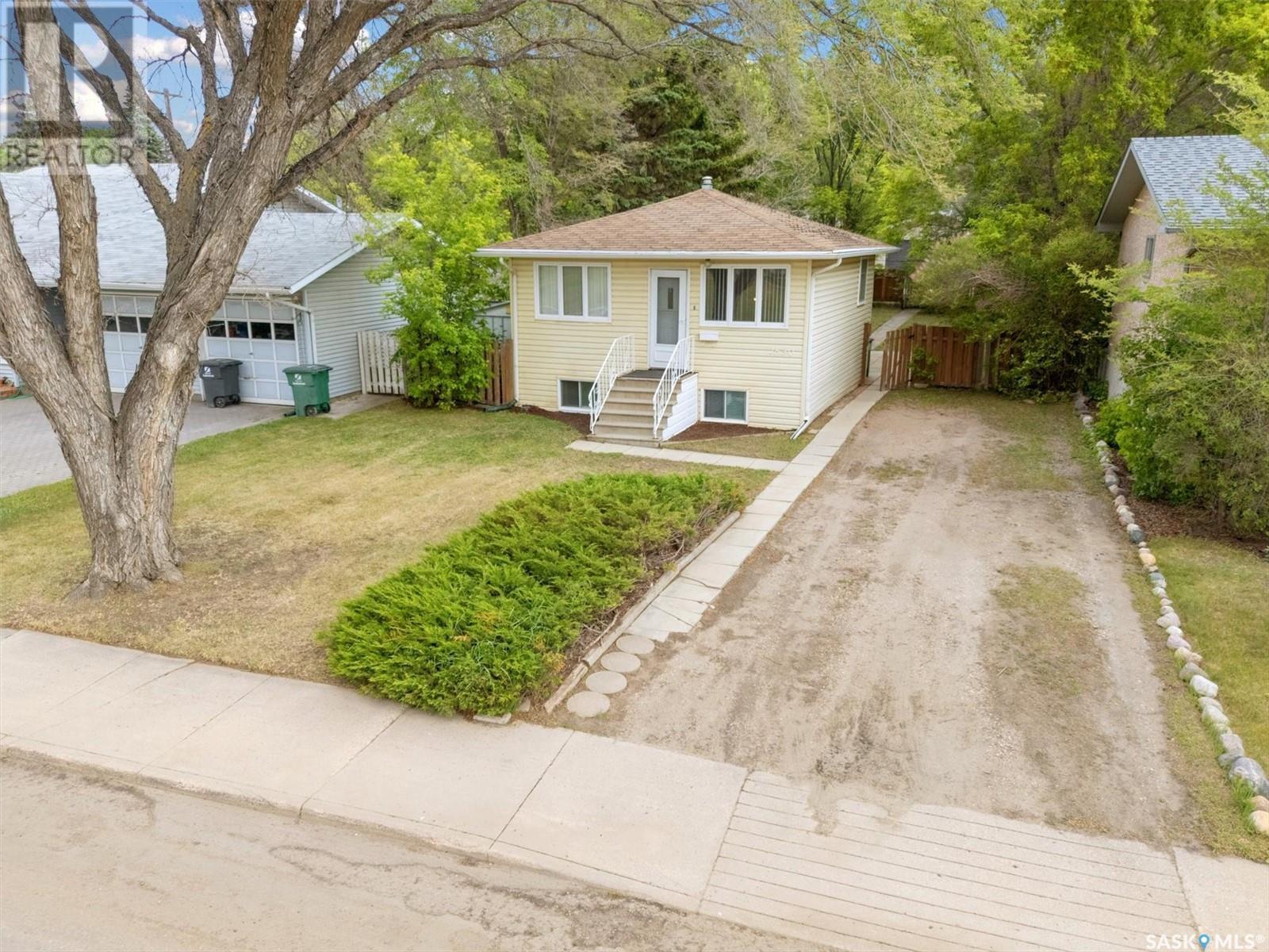 Property at 1530 I AVENUE N image 3