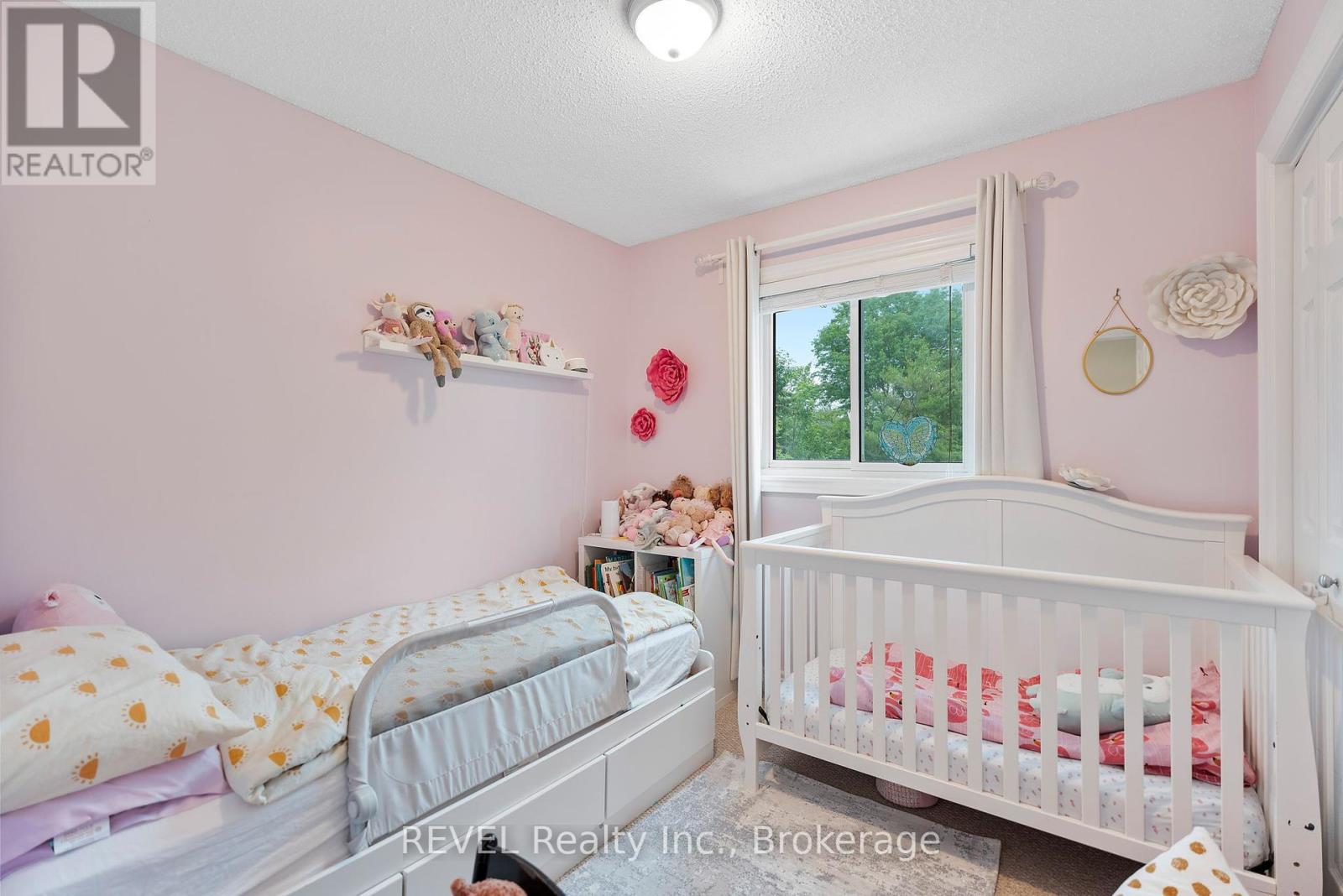 2470 Coral Avenue, Fort Erie, Ontario  L0S 1S0 - Photo 20 - X12248924