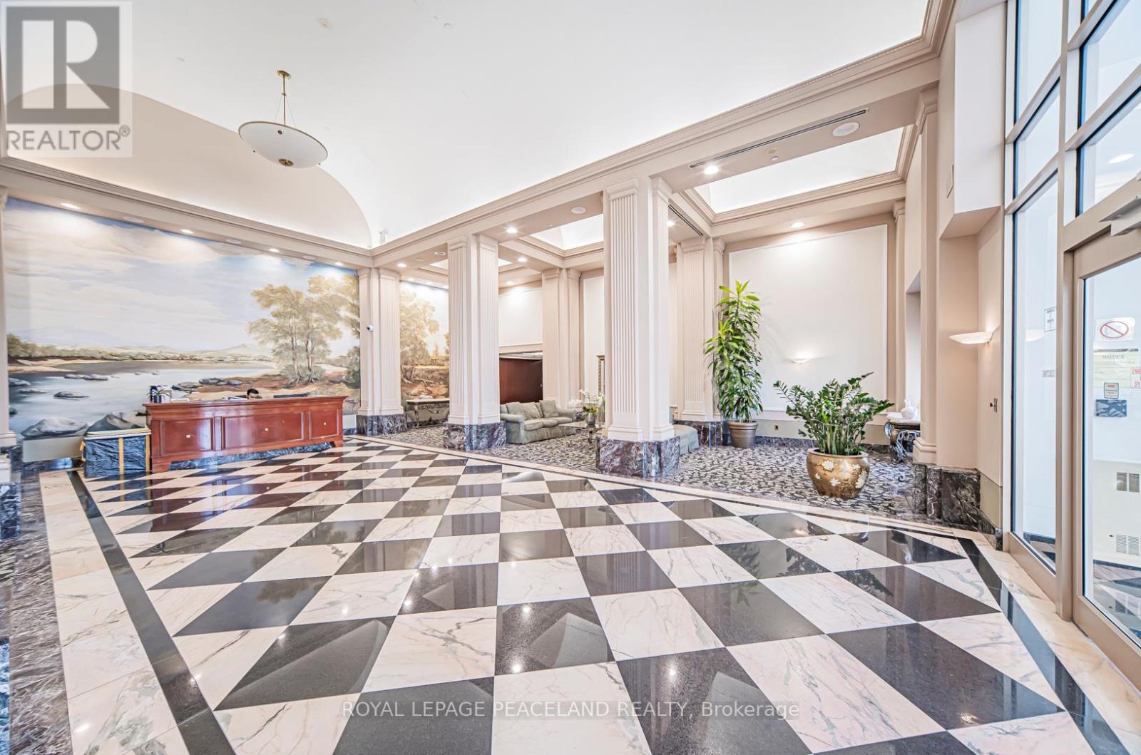 1905 - 1 Lee Centre Drive, Toronto, Ontario  M1H 3J2 - Photo 3 - E12248917