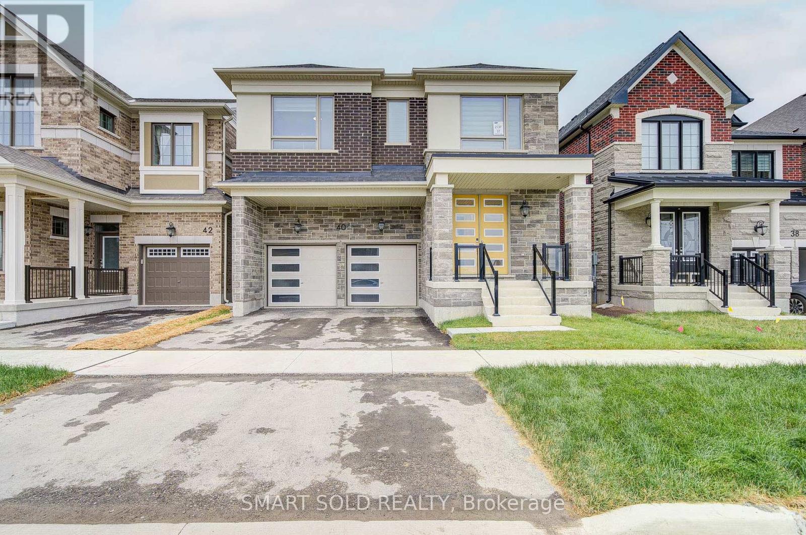Property at 40 MISTHOLLOW CRESCENT image 1