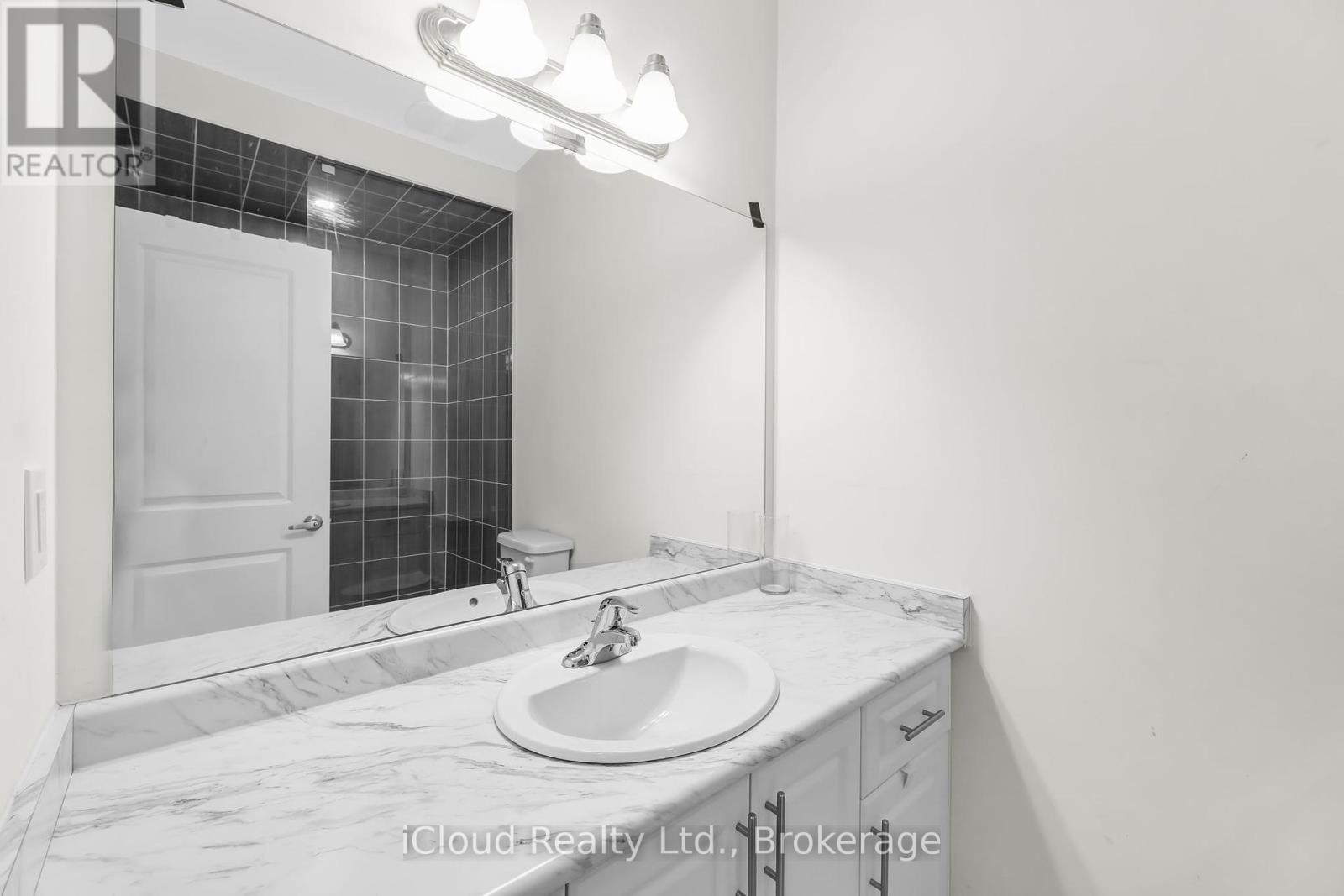 11 Harwood Street, Tillsonburg, Ontario  N4G 0J7 - Photo 29 - X12248897