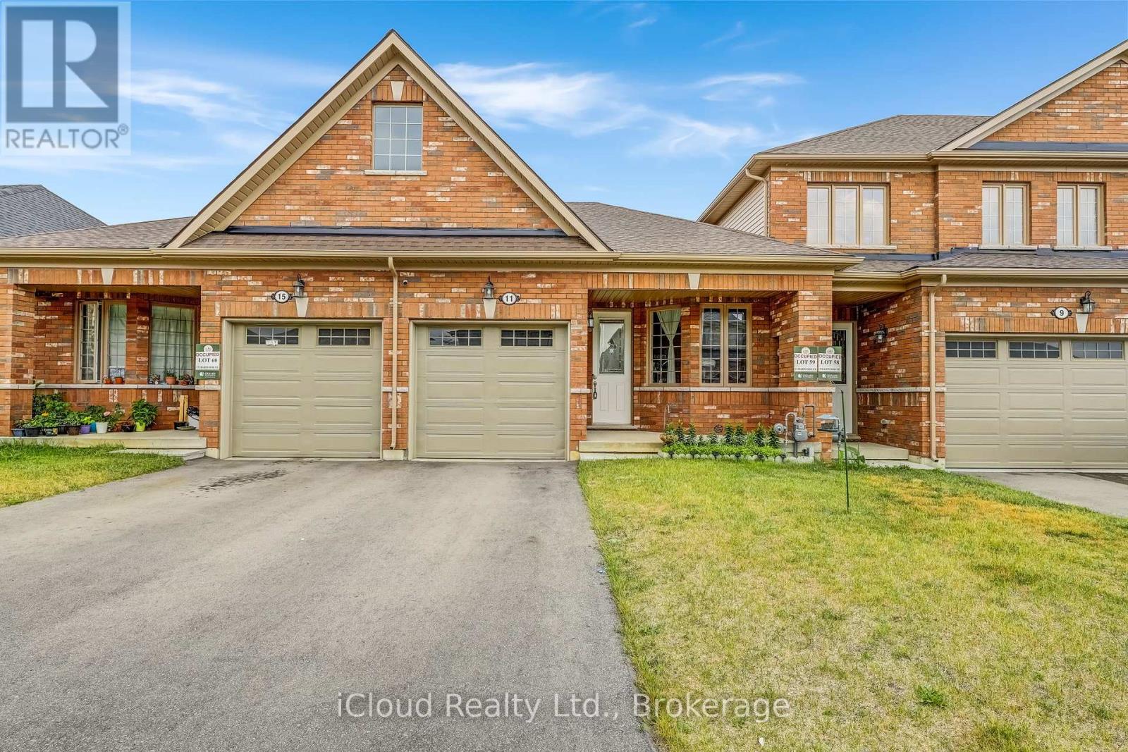 11 Harwood Street, Tillsonburg, Ontario  N4G 0J7 - Photo 5 - X12248897