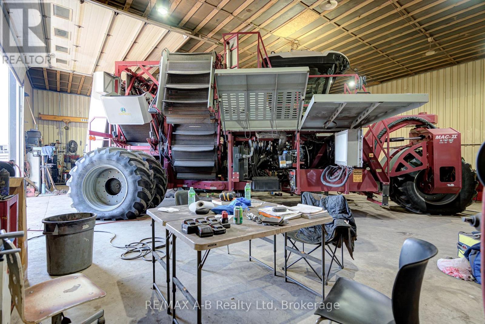 170 Wilhelmina Road, King, Ontario  L3Y 4V9 - Photo 11 - N12248921