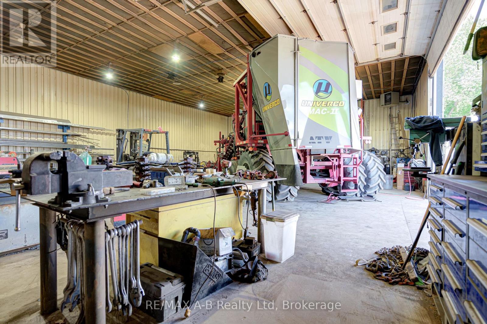 170 Wilhelmina Road, King, Ontario  L3Y 4V9 - Photo 9 - N12248921