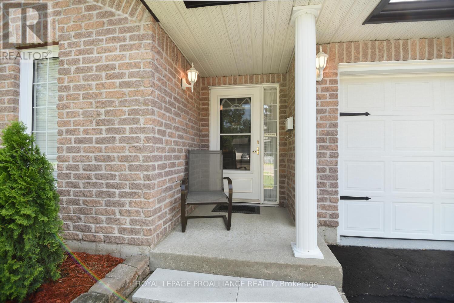 Property at 1283 CUTHBERTSON AVENUE image 5
