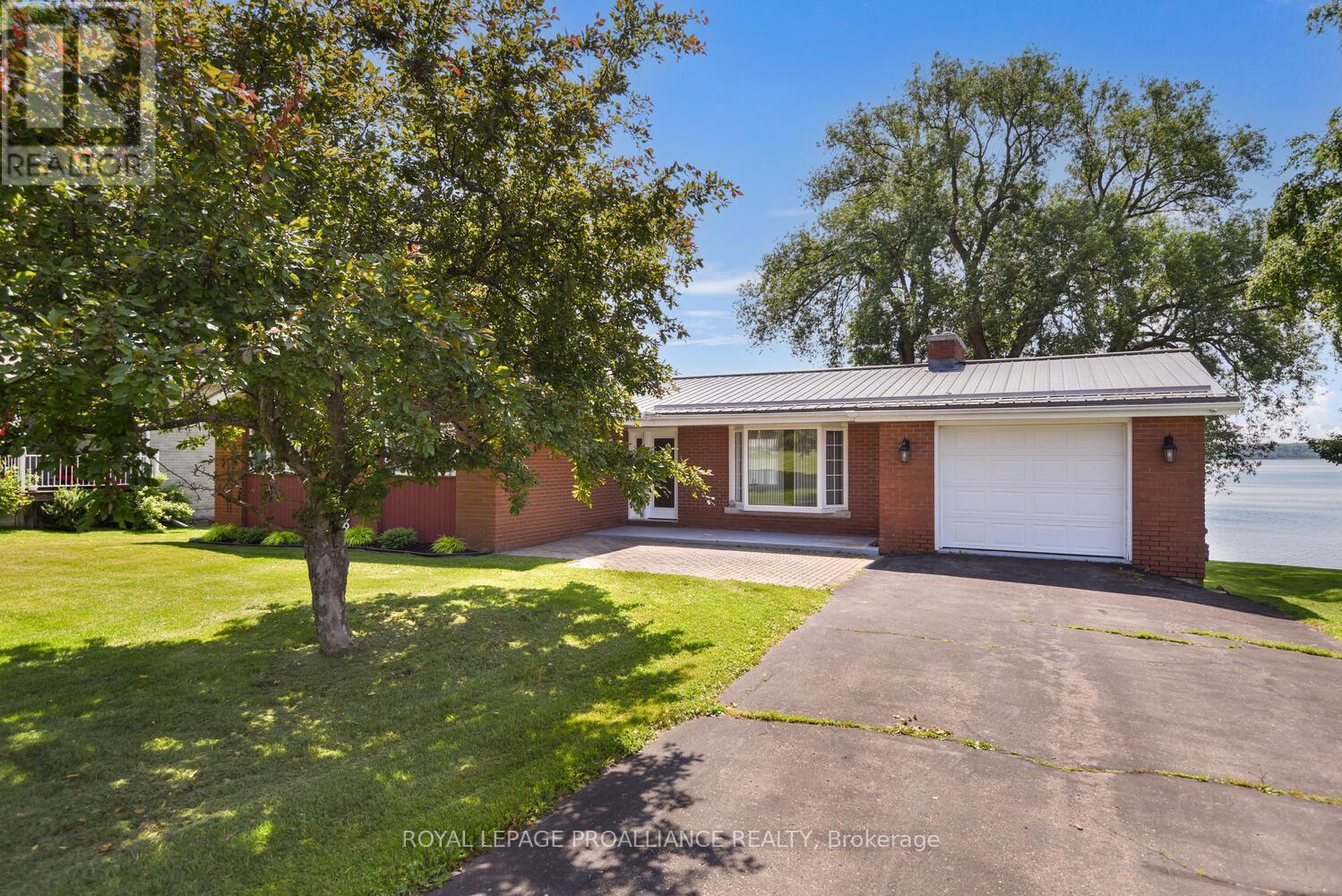 1675 COUNTY RD 2 ROAD W, Prescott, Ontario