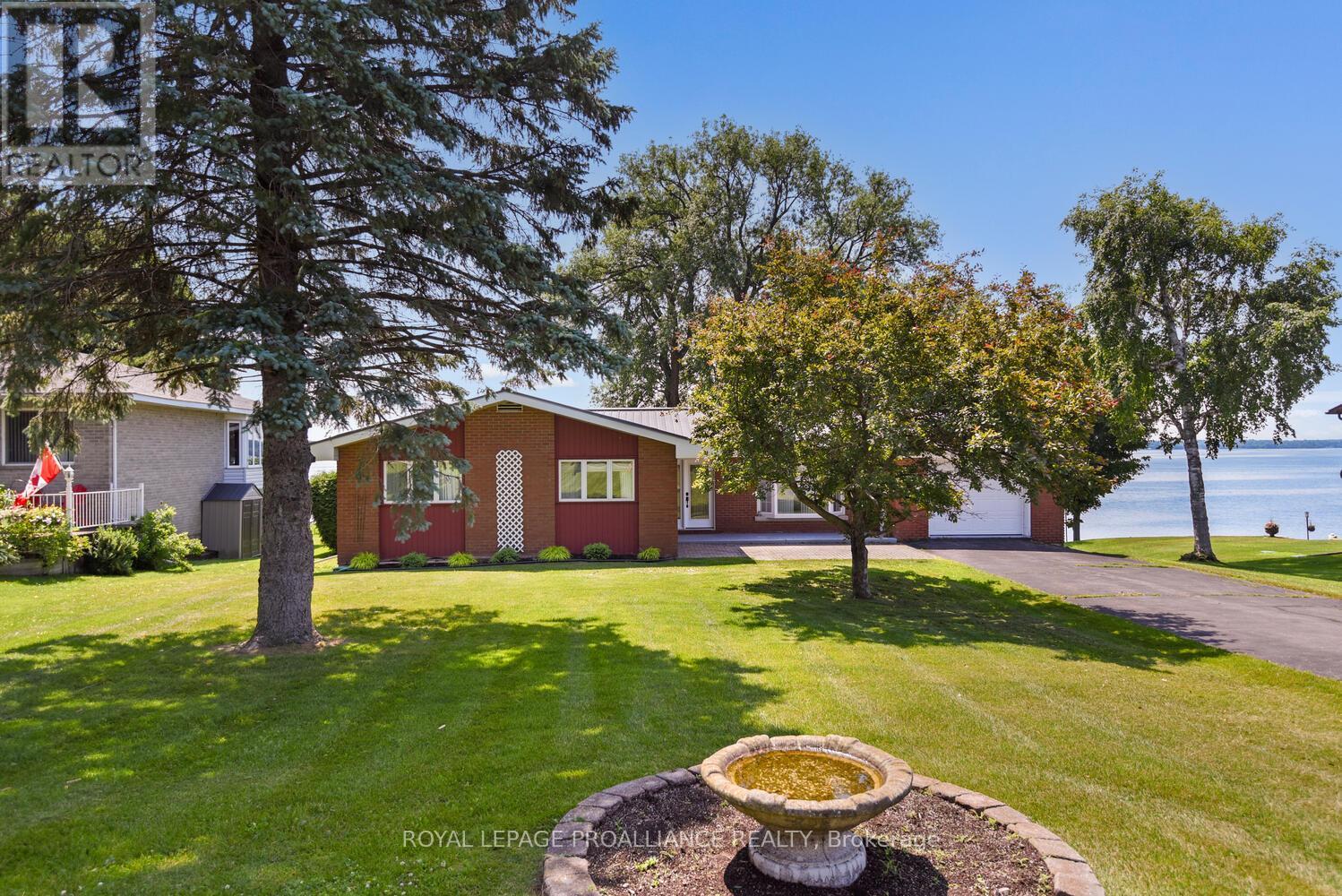 1675 County Rd 2 Road W, Prescott, Ontario  K0E 1T0 - Photo 4 - X12248966
