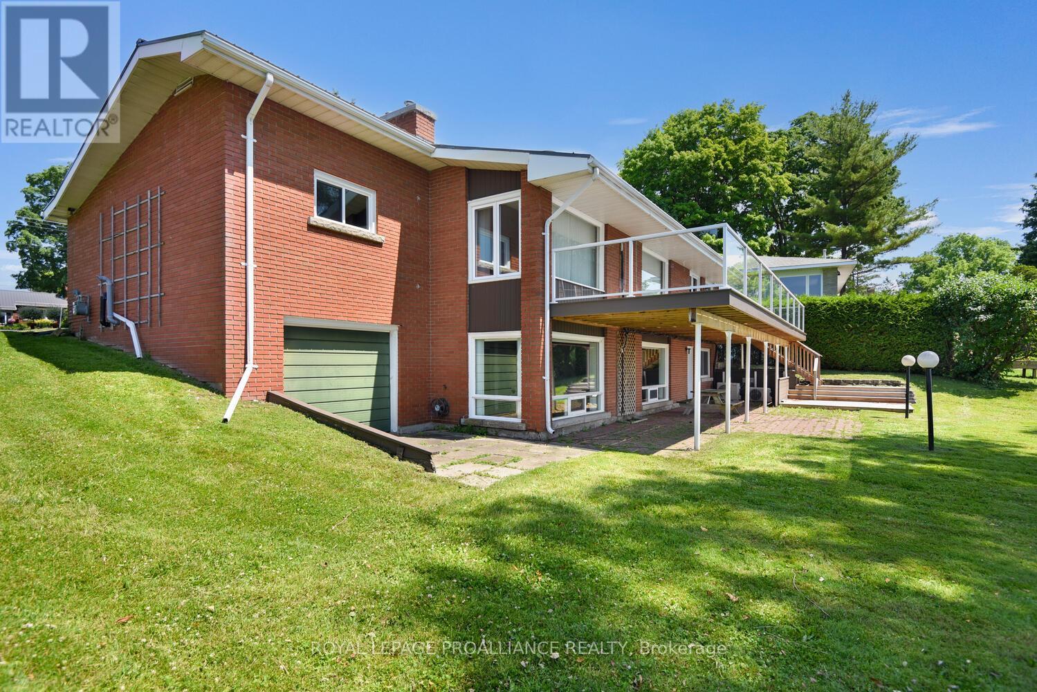 1675 County Rd 2 Road W, Prescott, Ontario  K0E 1T0 - Photo 5 - X12248966