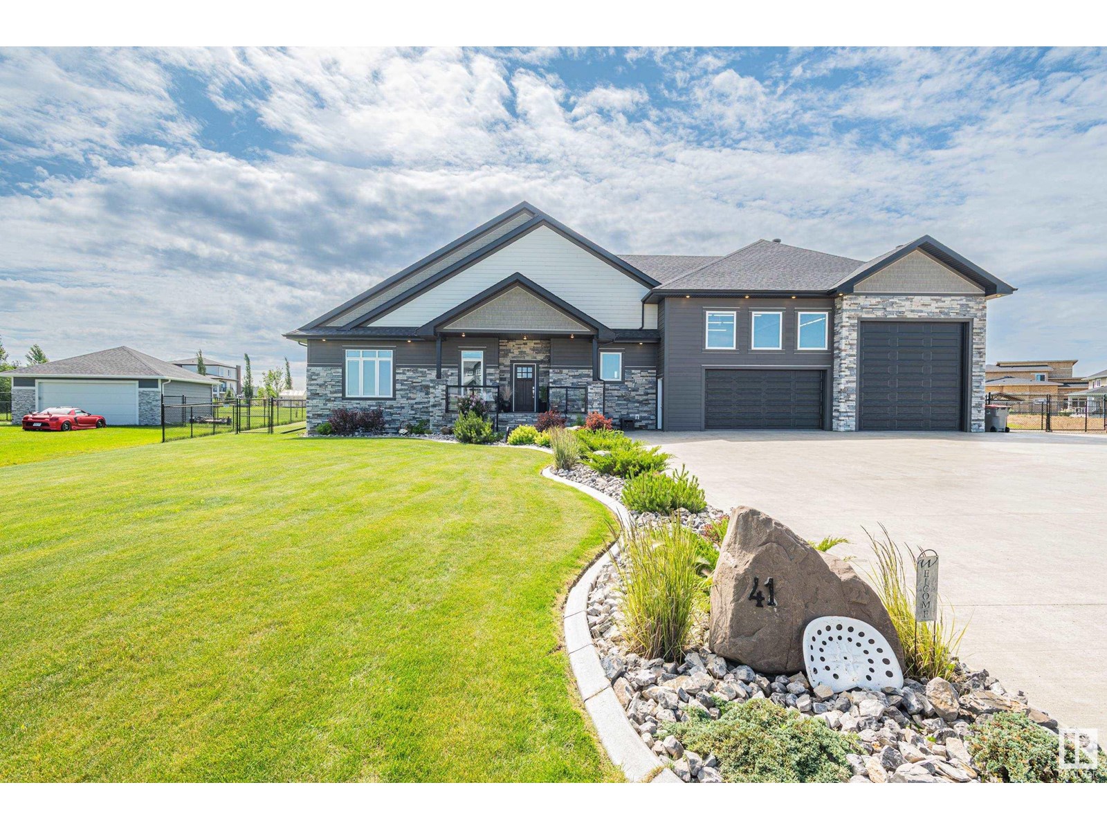 #41 26409 Twp Road 532 A, Rural Parkland County, Alberta  T7X 0W7 - Photo 2 - E4444638