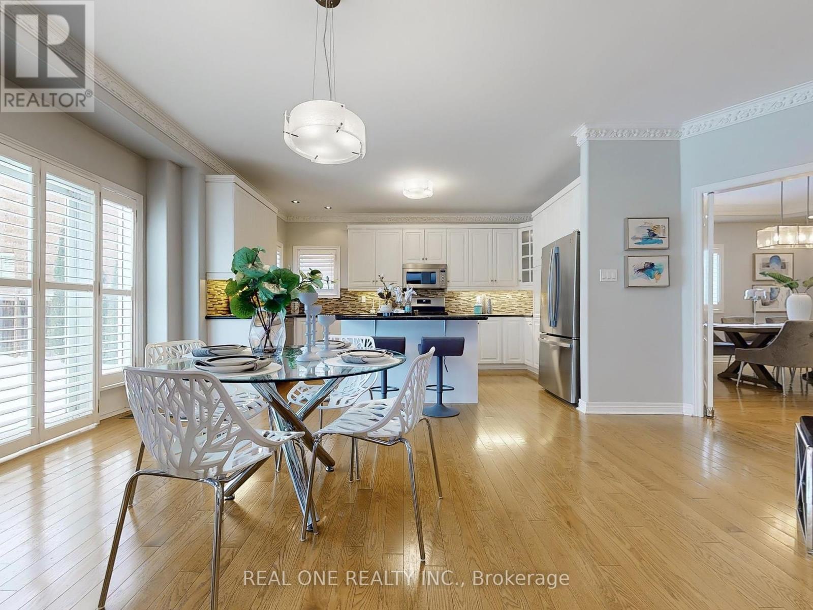 27 Gleave Court, Aurora (Aurora Highlands), Ontario  L4G 7L9 - Photo 17 - N12248959
