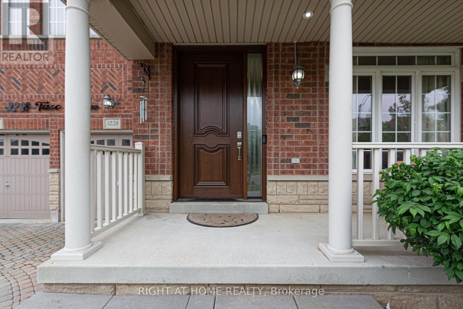 3228 Tacc Drive, Mississauga (Churchill Meadows), Ontario  L6M 0H3 - Photo 47 - W12248975