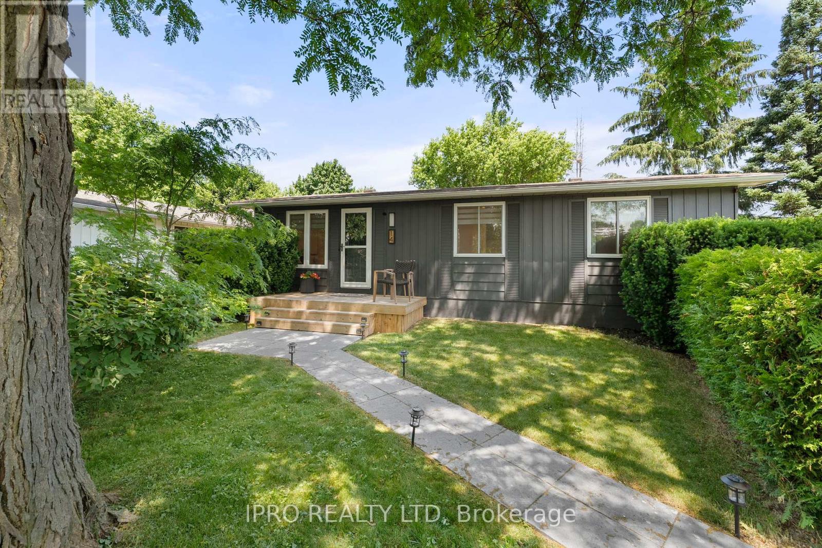 Property at 14 GREENAWAY STREET image 1