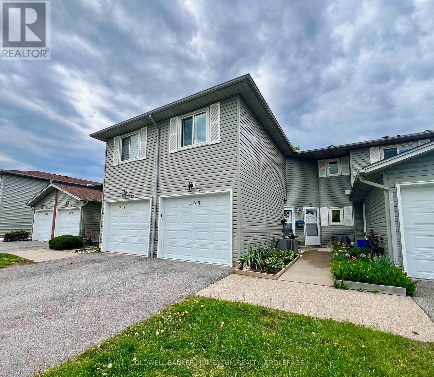 203 - 201 DORCHESTER BOULEVARD, St. Catharines, Ontario