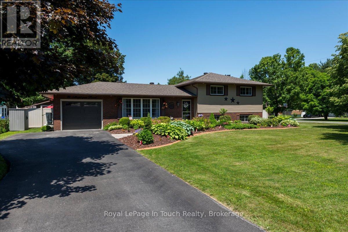 Property at 14 MAPLEGATE ROAD image 2