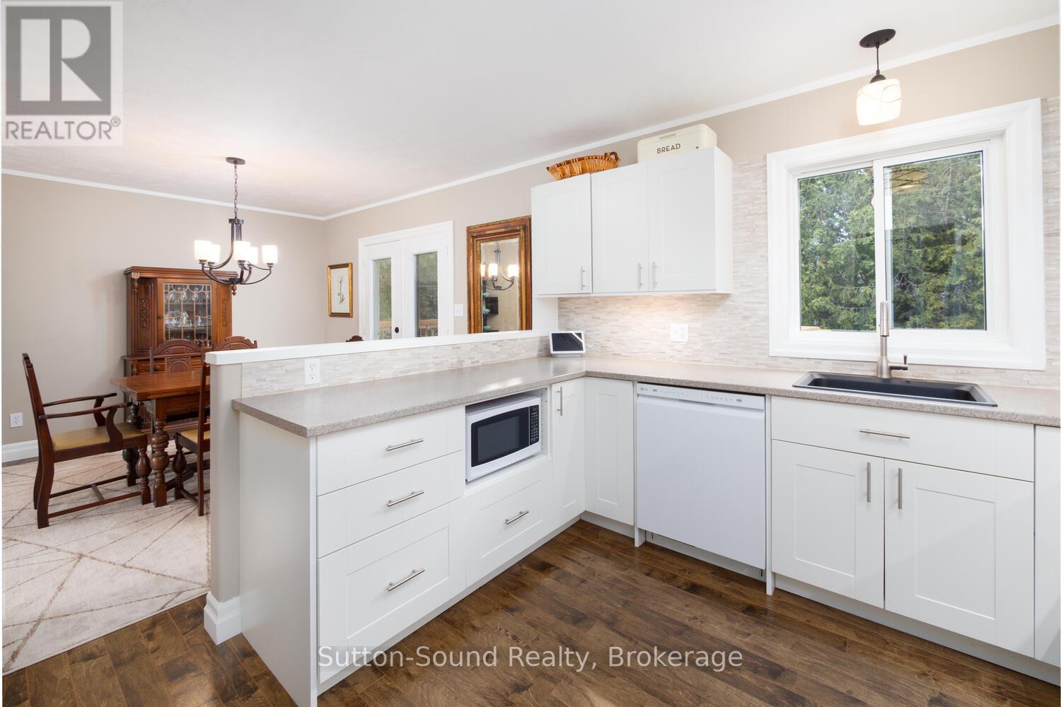 310 Beattie Street, Owen Sound, Ontario  N4K 6X2 - Photo 12 - X12249037