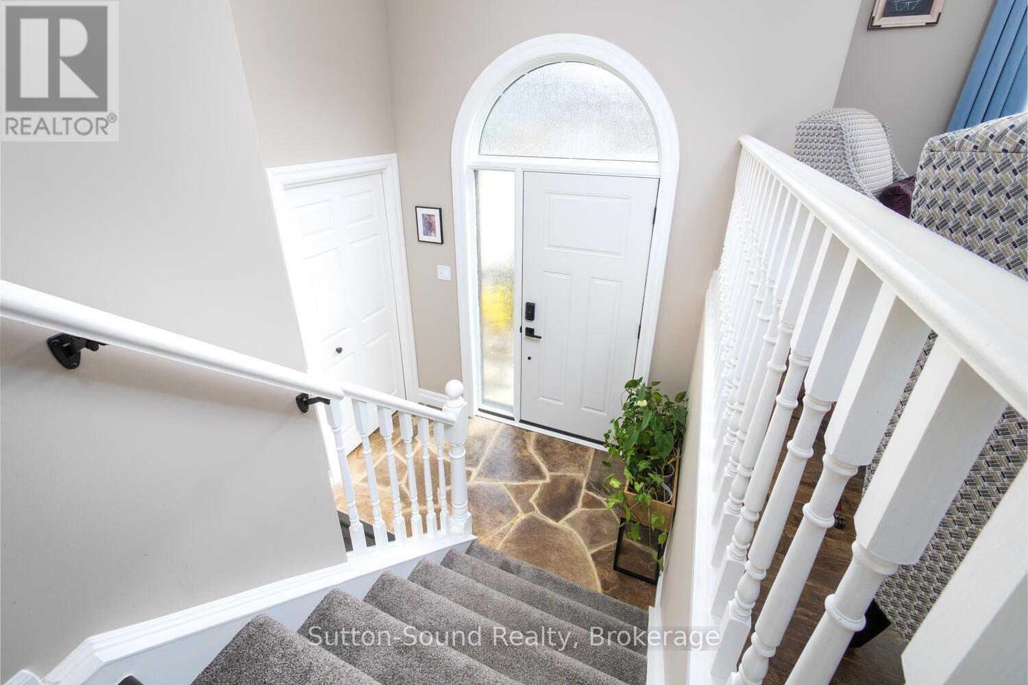 310 Beattie Street, Owen Sound, Ontario  N4K 6X2 - Photo 6 - X12249037