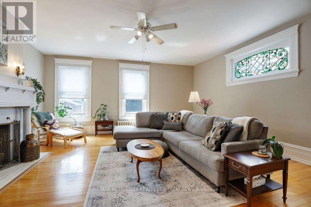 154 Quarry Avenue, Renfrew, Ontario  K7V 2W4 - Photo 20 - X12249024