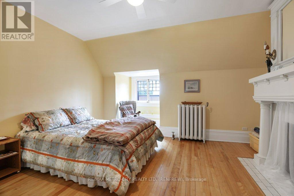 154 Quarry Avenue, Renfrew, Ontario  K7V 2W4 - Photo 39 - X12249024