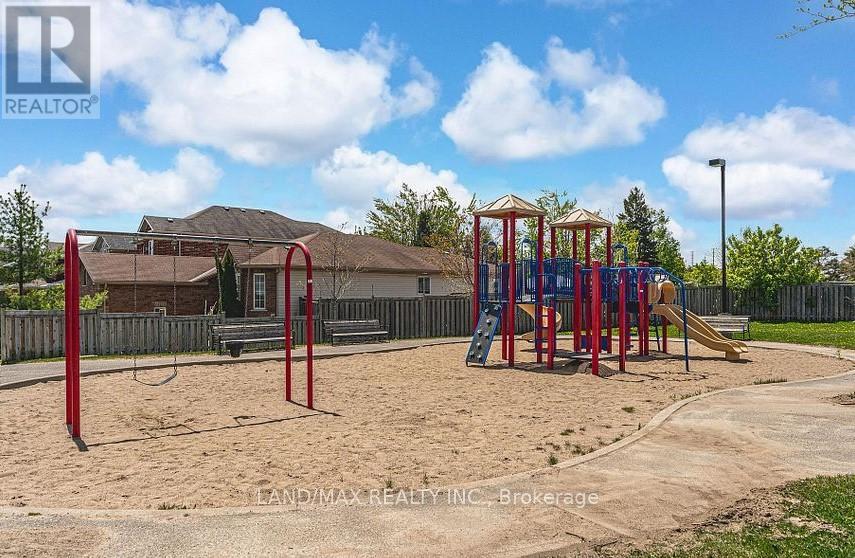 43 - 227 Harvie Road, Barrie, Ontario  L4N 9P8 - Photo 31 - S12248820