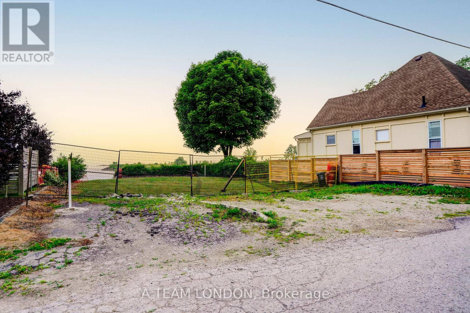236 Edward Street, Central Elgin, Ontario  N5L 1A4 - Photo 14 - X12249066