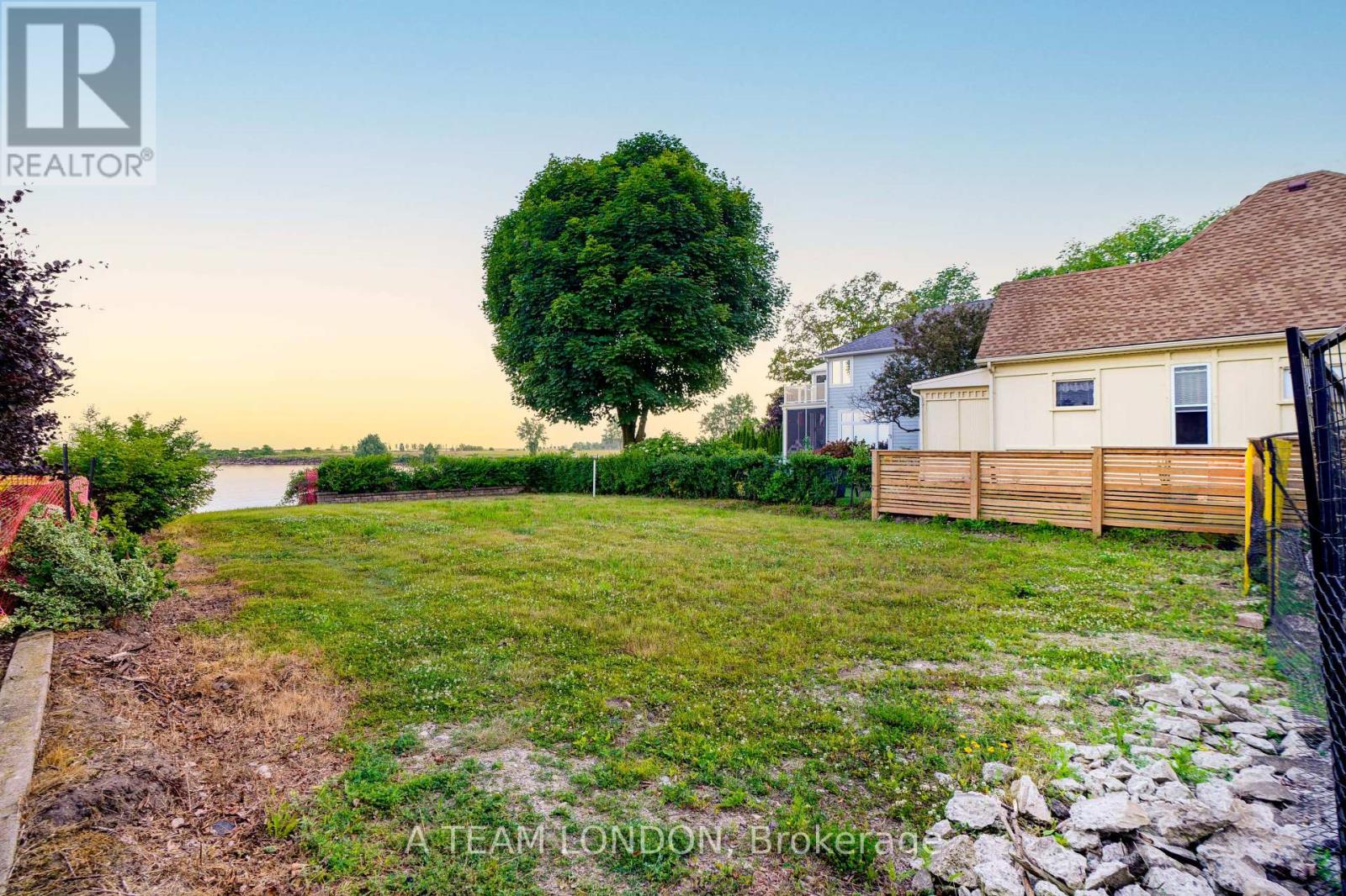 236 Edward Street, Central Elgin, Ontario  N5L 1A4 - Photo 18 - X12249066
