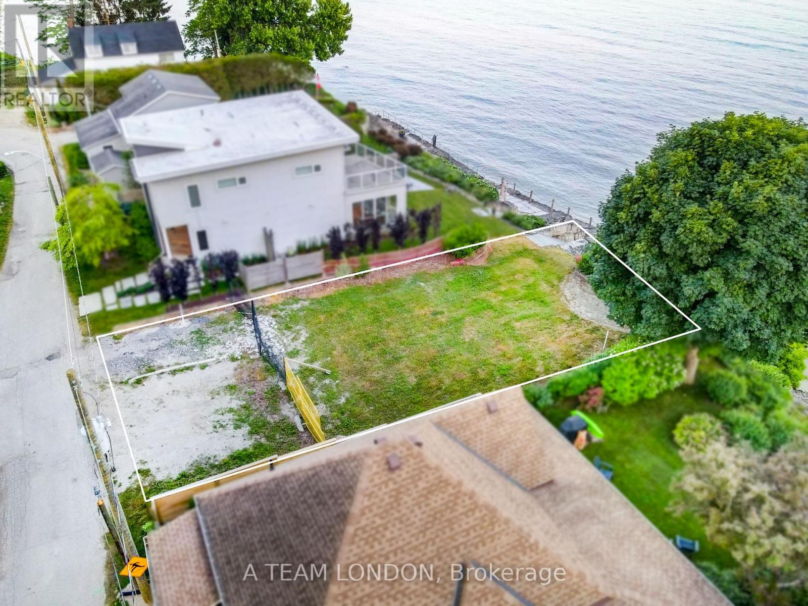 236 Edward Street, Central Elgin, Ontario  N5L 1A4 - Photo 3 - X12249066