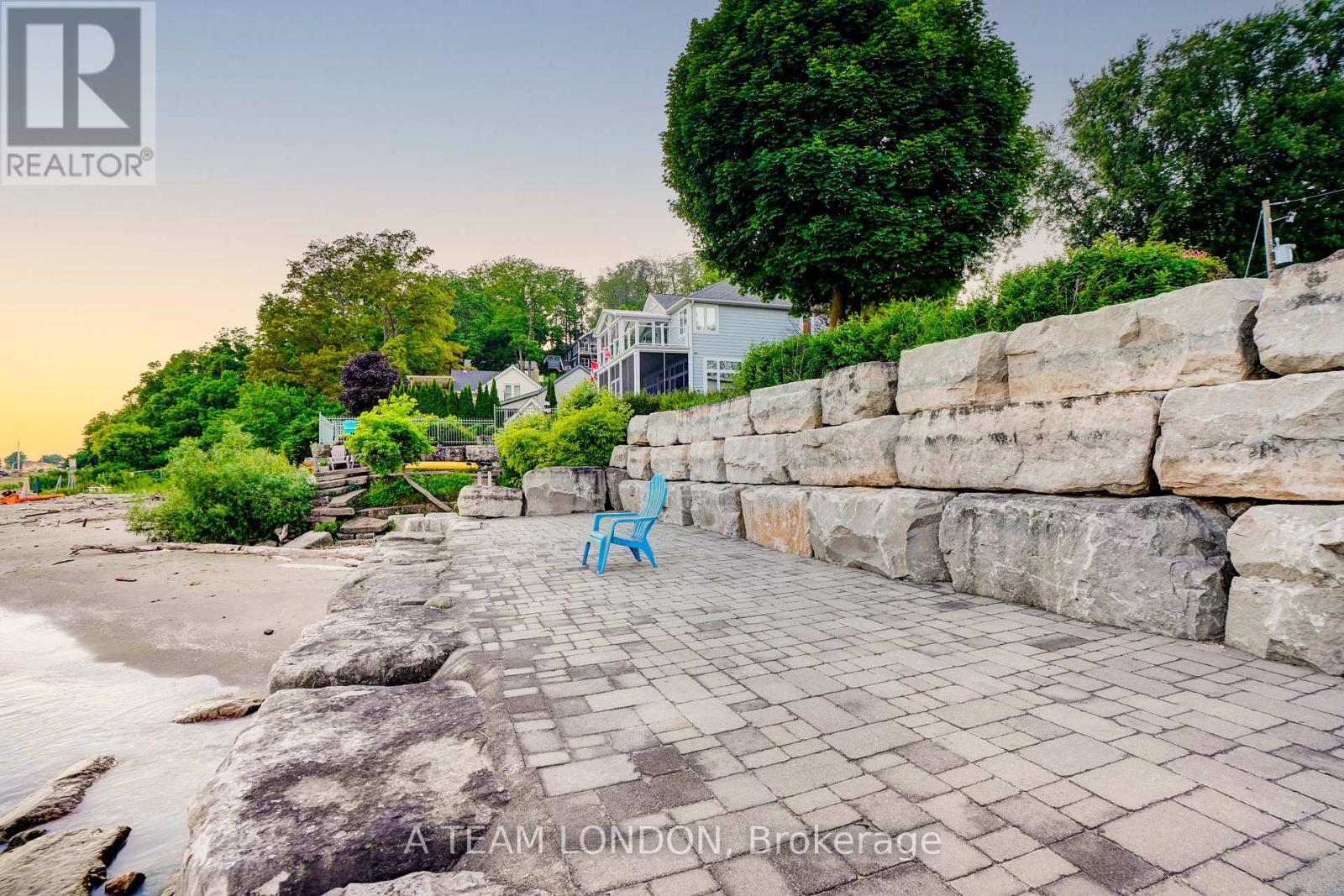 236 Edward Street, Central Elgin, Ontario  N5L 1A4 - Photo 5 - X12249066