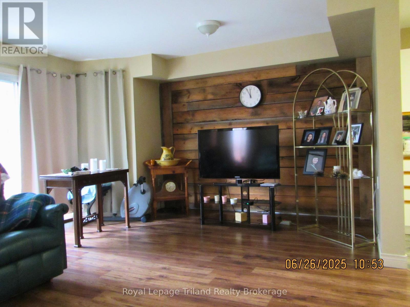 Property at 48 CANROBERT STREET image 5