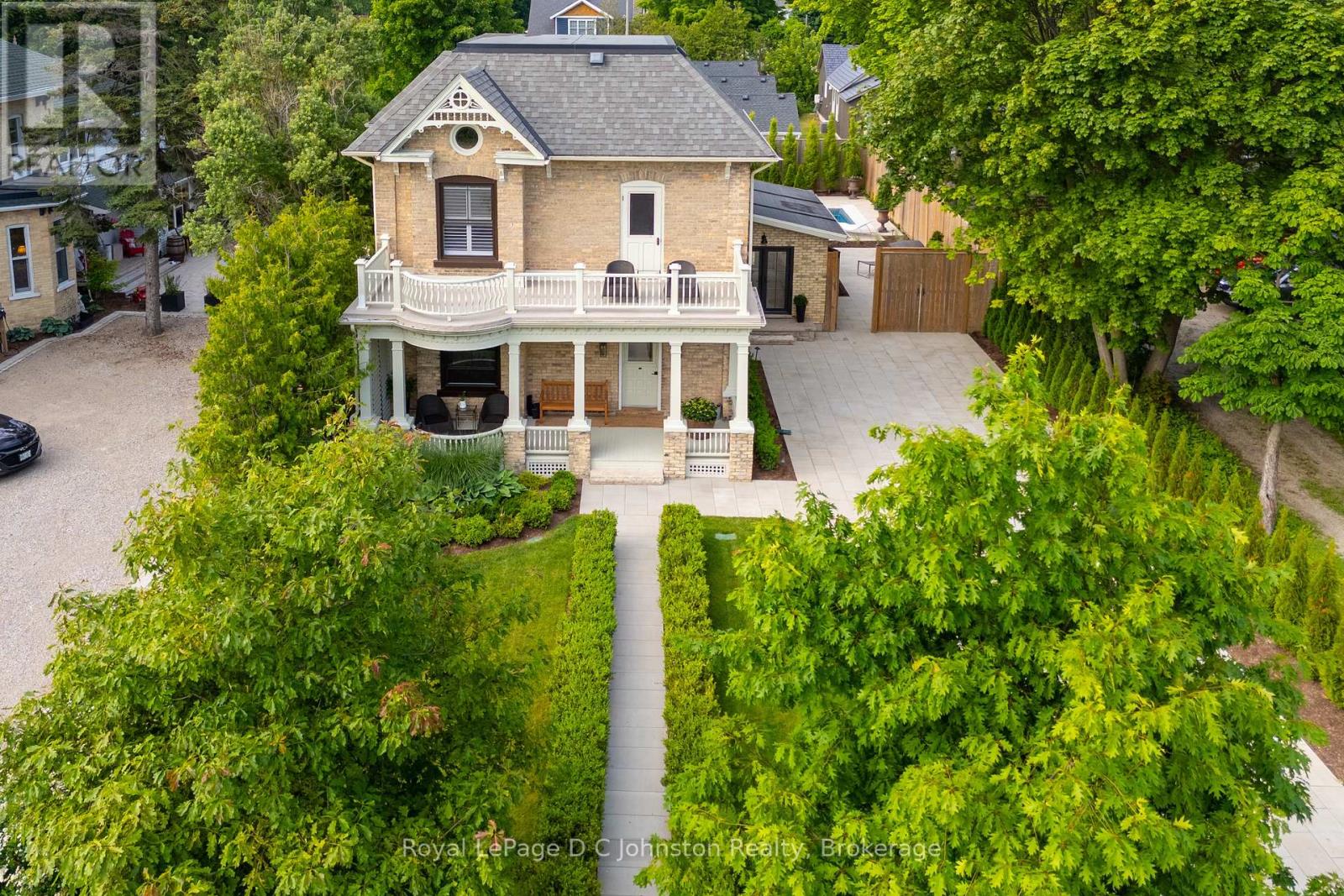 126 High Street, Saugeen Shores, Ontario  N0H 2L0 - Photo 3 - X12249052
