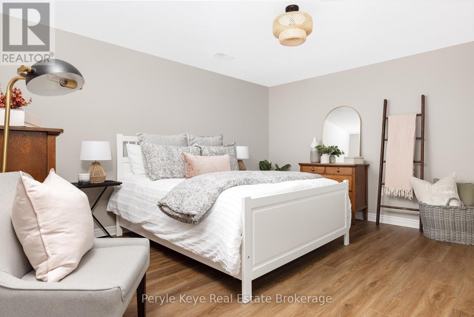 21 Serenity Place Crescent, Huntsville, Ontario  P1H 0C4 - Photo 36 - X12249061