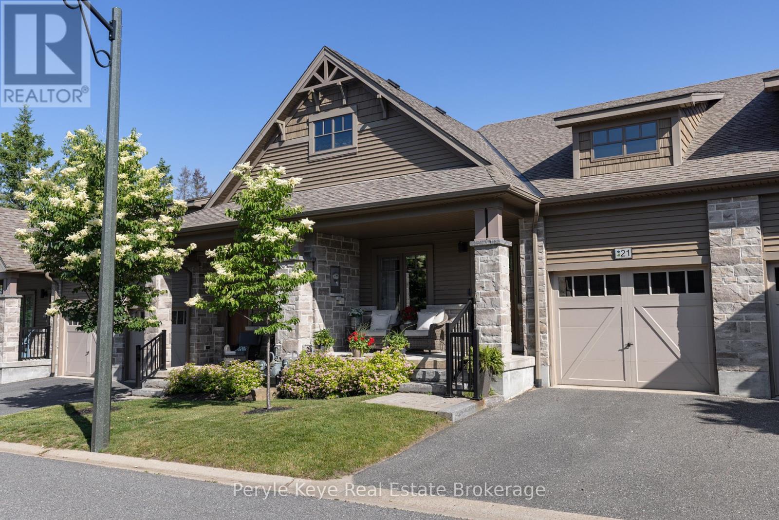 21 Serenity Place Crescent, Huntsville, Ontario  P1H 0C4 - Photo 4 - X12249061