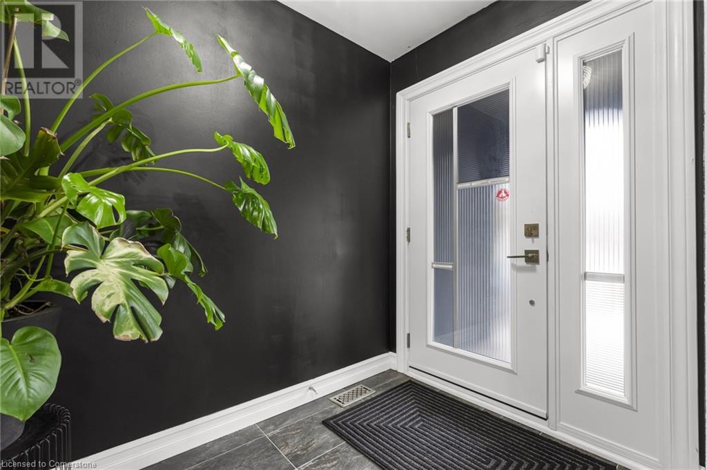 Property at 19 MINSTREL Court image 4