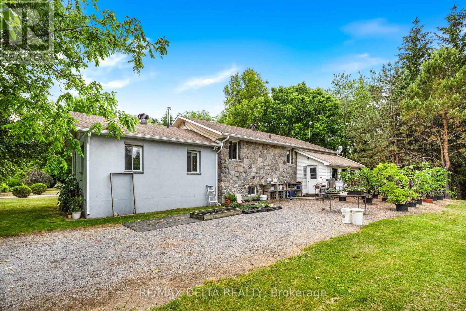 2685 Concession 7 Road, East Hawkesbury, Ontario  K0B 1P0 - Photo 23 - X12249041