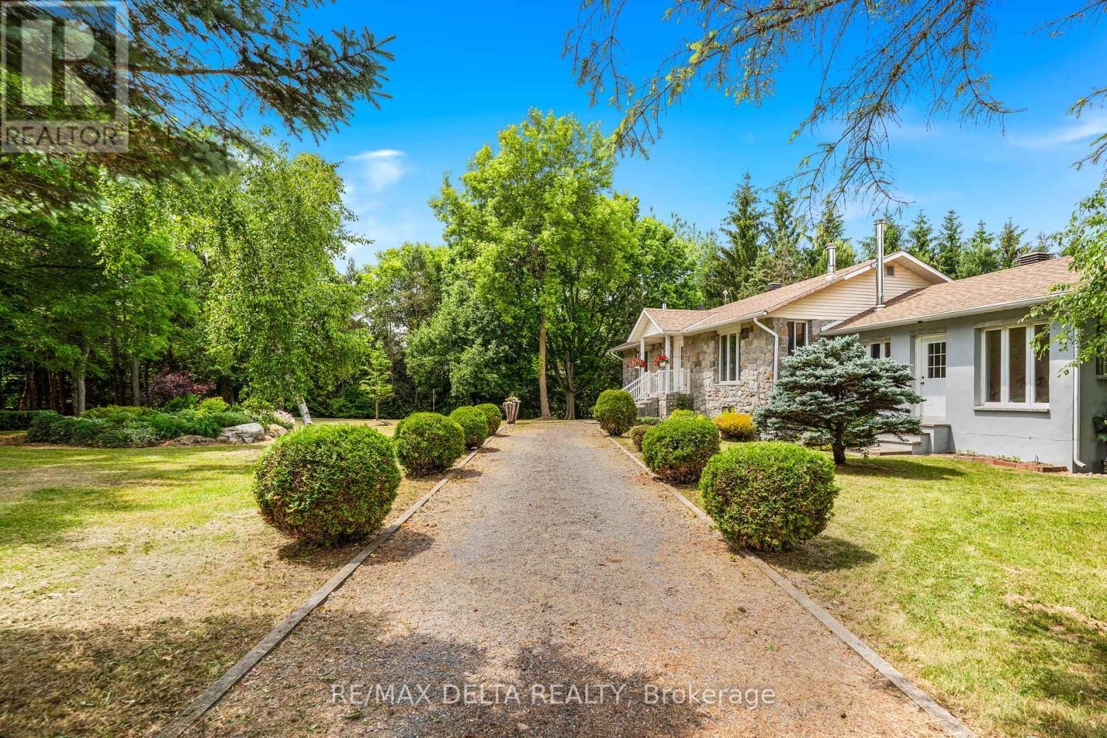 2685 Concession 7 Road, East Hawkesbury, Ontario  K0B 1P0 - Photo 3 - X12249041